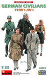 Miniart Models - German Civilians 1930-40s