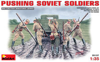 Miniart Models - WWII Soviet Soldiers Pushing a Truck
