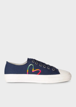 Made from cotton canvas uppers, these navy 'Kinsey' trainers feature a colourful embroidered swirl heart motif on the side.
Rubber toe cap.
Vulcanised soles.
Contrasting sage green outsole.
Silver eyelets.
Easy to wear trainer in navy with heart detail.
Uppers: 100% Canvas.
Soles: 100% Rubber.