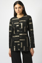 100% Polyester
No pockets
No zipper
Unlined
Our model is 5'9"/175 cm and wears a size 6.
Approximate length (size 12): 22" - 56 cm