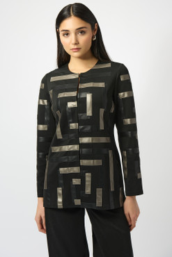 100% Polyester
No pockets
No zipper
Unlined
Our model is 5'9"/175 cm and wears a size 6.
Approximate length (size 12): 22" - 56 cm