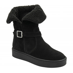 Ravel ladies’ Burley ankle boot
Suede upper
Strap detailing
Heel height (approx): 3cm