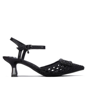 Women' shoes  from Xti. Made from a leather-like material with an elegant braided mesh design. A rhinestone detail on the vamp adds a sophisticated and sparkling touch. They feature an ankle strap with a buckle, ensuring a secure and comfortable fit. The 6 cm stiletto heel is ideal for special occasions or for adding a touch of elegance to any look. This style has received vegan certification from PETA (the global animal rights organisation).