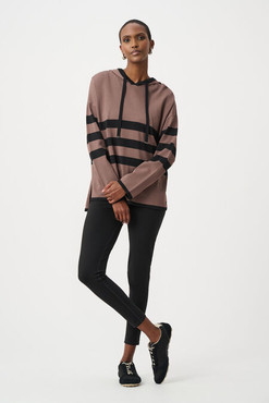 Experience unparalleled comfort and style with the Joseph Ribkoff pullover. This relaxed fit, hip-length piece features a chic 65% Viscose Rayon, 35% Nylon
No pockets
No zipper
Unlined
Our model is 5'10"/178 cm and wears a size 6 / S
Approximate length (size 12): 25" - 64 cm