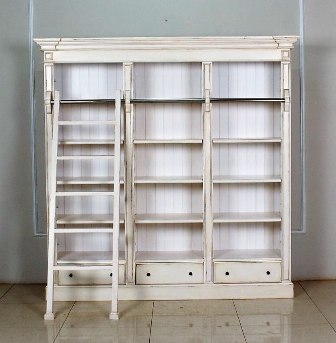 Ivory Bookcase With Ladder
