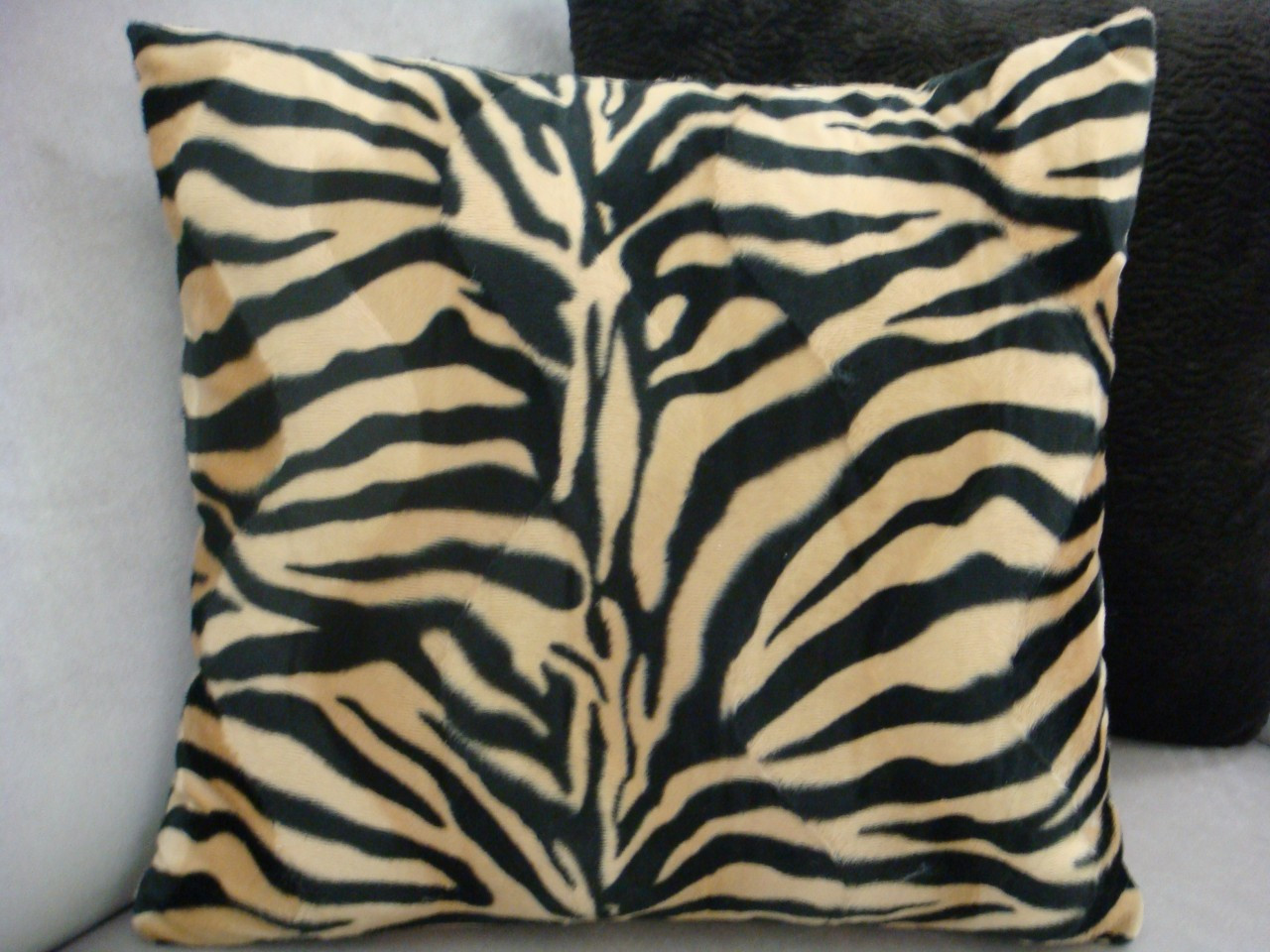 zebra print throw pillows