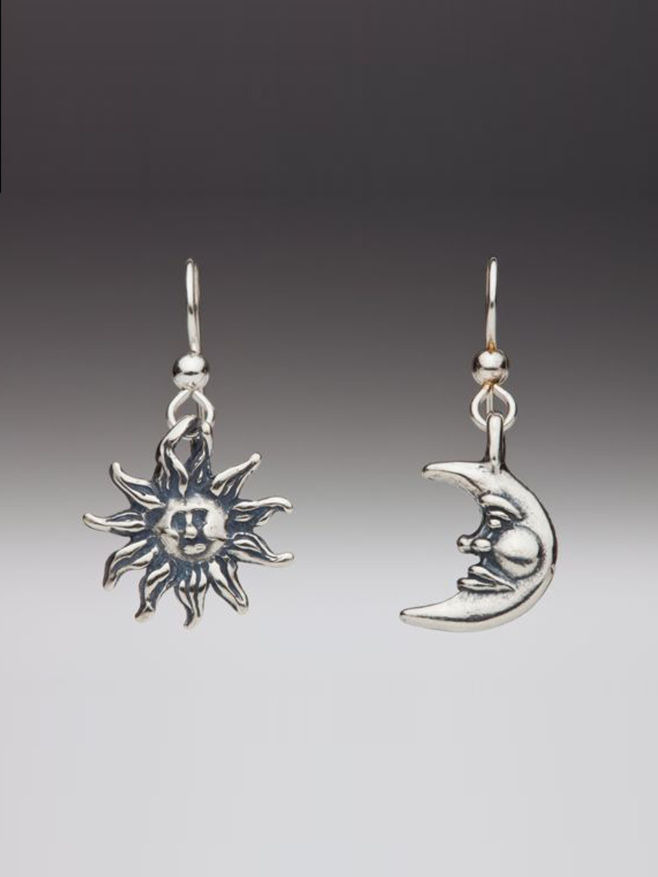 Earrings sun and moon Clearance