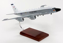 RC-135V/W (NEW/LARGE ENGINES) RIVET JOINT 1/100
