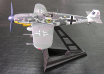 (未使用･未開封品)　Bf-109G-10 ./JG300 ドイツ 1944 gsx453j Asisbiz Messerschmitt Bf 109G10 Erla JG300 White 13 WNr