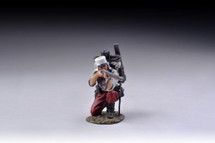 Kneeling FFL Rifleman in Shirt Taking Aim (red trousers)