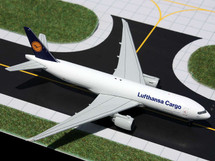 Lufthansa Cargo (Germany) 777-200f Gemini Diecast Display Model