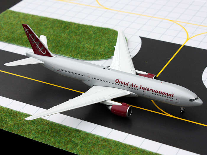 Omni Air International (USA) B777-200 Gemini Diecast Display Model, 1: ...