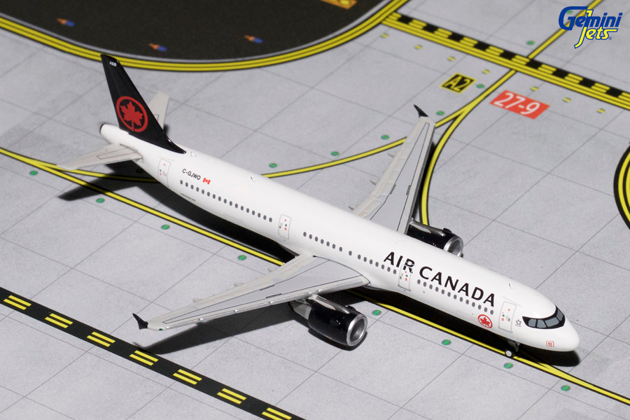 Air Canada A321-200 (New Livery) C-GJWO Gemini Diecast Display Model