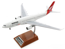 Qantas Cityflyer Airbus A330-200 VH-EBA Cradle Mountain With Stand