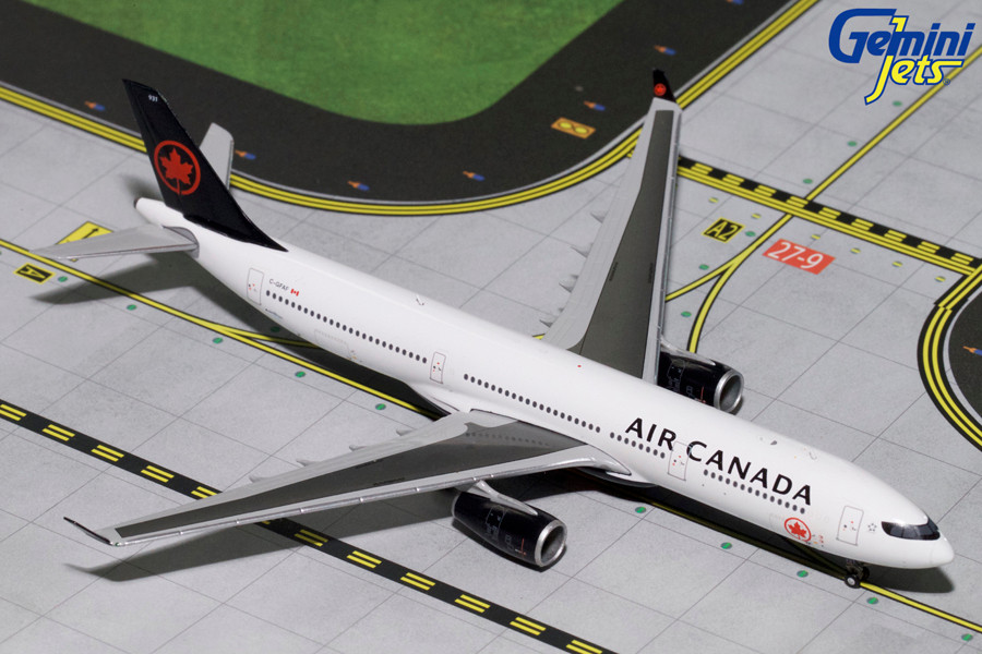 Air Canada A330-300, C-GFAF Gemini Diecast Display Model, 1