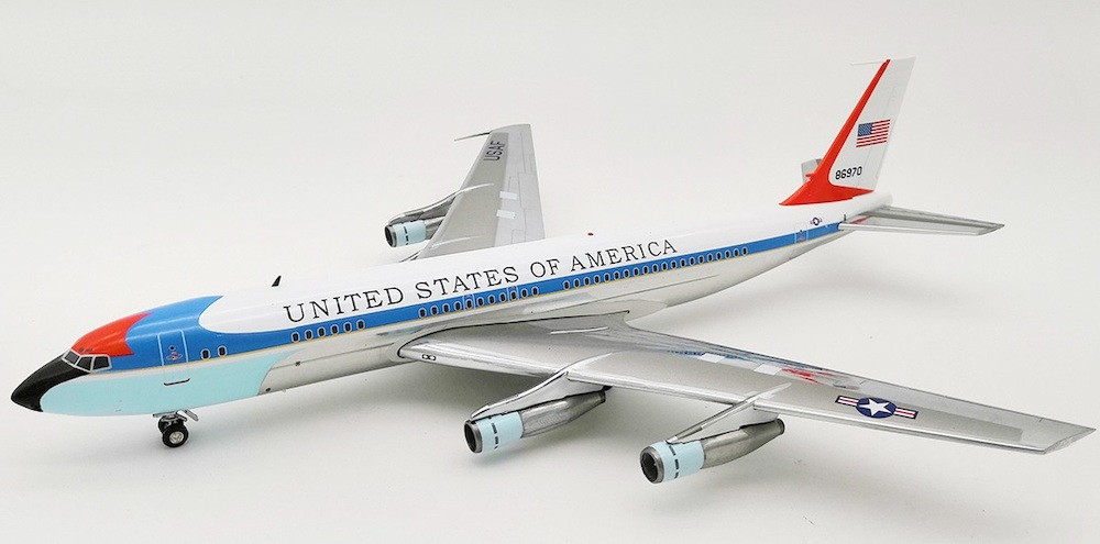 Usa Air Force Boeing Vc 137b 707 153b 58 6970 With Stand 1 200 Inflight 200 If 137usaf0518p