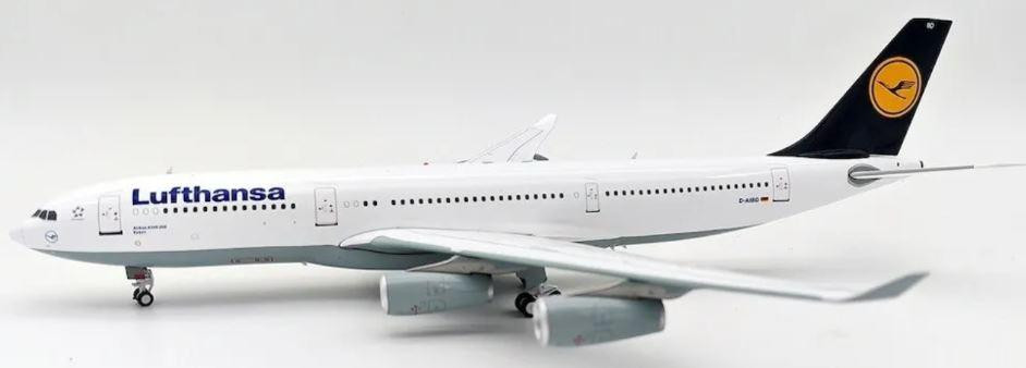 1/200 Jfox? Lufthansa A340-300 旧塗装 www.JetCollector.com: JFOX LUFTHANSA A340-300 W/STAND D-AIGZ