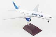 United Airlines 777-200, N210UA Gemini 200 Diecast Display Model