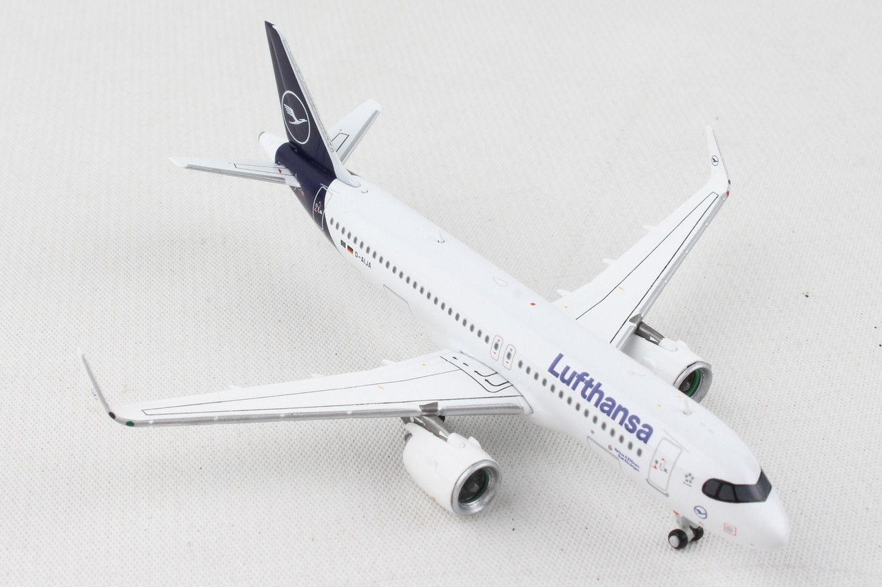 Lufthansa Airbus A320neo new livery, D-AIJA Gemini Jets Diecast Display  Model