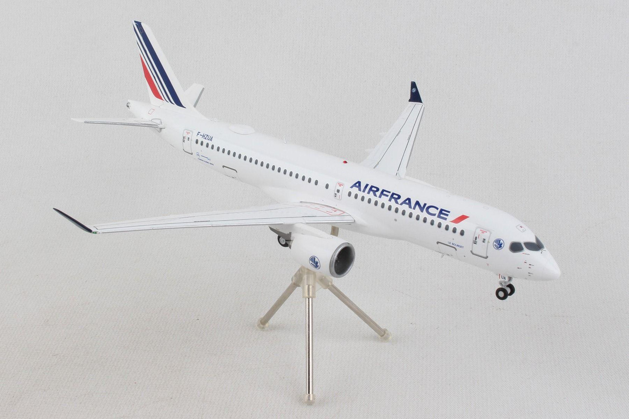 Air France A220-300 F-HZUA Gemini Diecast Display Model, 1