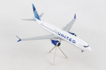 United Airlines 737 MAX 8, N27261 Gemini 200 Diecast Display Model