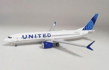 United Airlines Boeing 737-8 MAX, N37257 with Stand