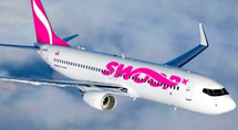 Swoop Boeing 737-800 C-GXRW With Stand