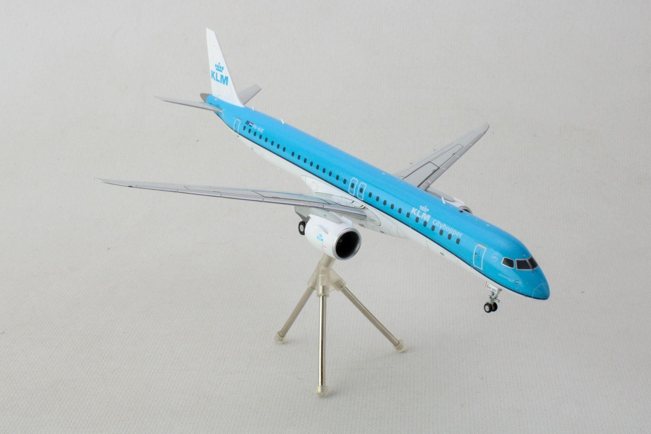 KLM CityHopper E195-E2, PH-NXE Gemini 200 Diecast Model, 1:200