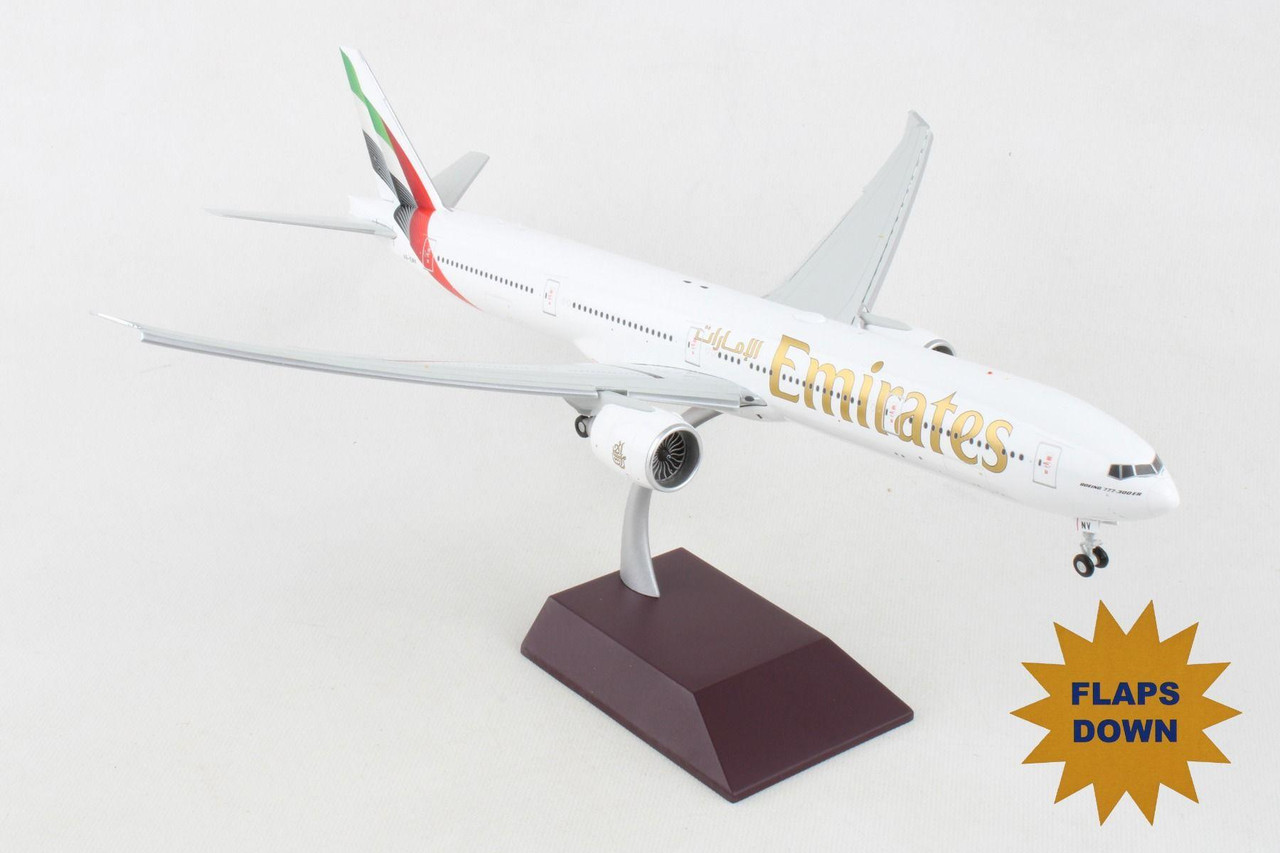 Emirates (United Arab Emirates) 777-300ER, A6-ENV Flaps Down