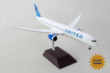 United Airlines 787-10, N13014 Flaps Down Gemini 200 Diecast Model
