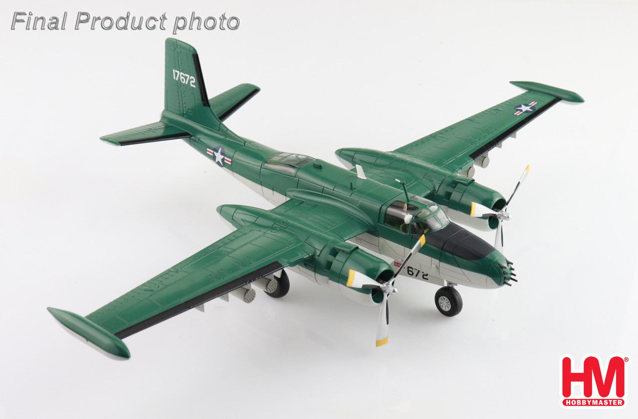 ホビーマスター 1/72 B-26K Counter Invader B-26K Counter Invader - USAF, #64-17672 Prototype, 1960s, 1:72