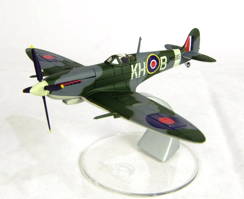 corgi spitfire 1 72