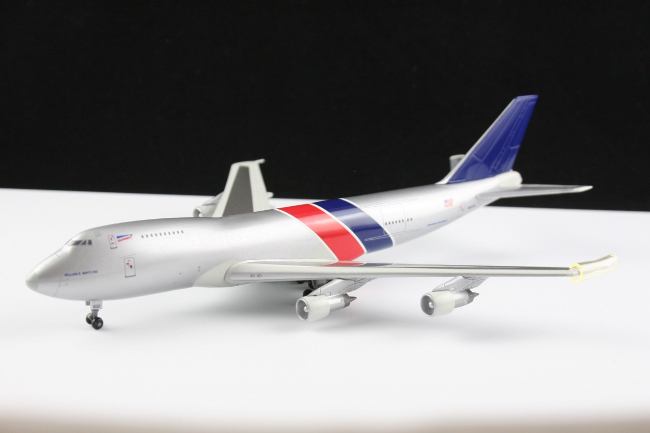 B-747-200 Flying Tigers/Fed Ex, 1:400 Dragon Models DM-DRW55731B