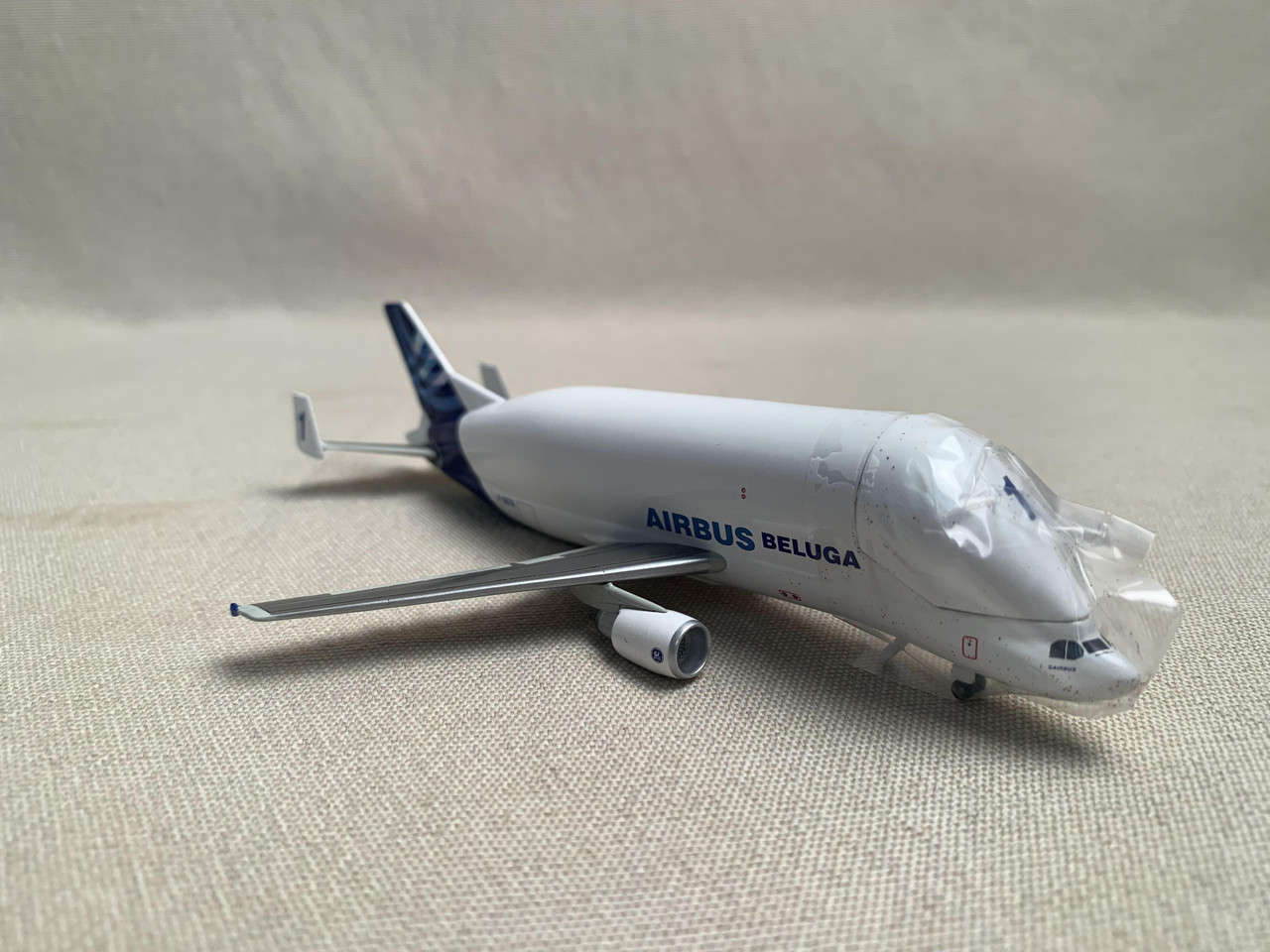 ≪プライスダウン30％OFF≫ House 1:400 Beluga Airbus A300-600ST