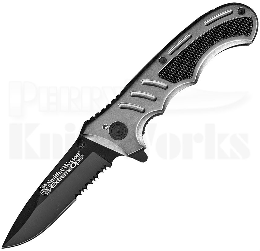 Smith & Wesson Extreme Ops Linerlock Knife (Black Serrated) - Perry ...