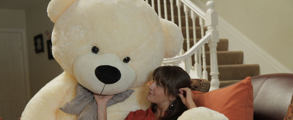 the-biggest-cozy-cuddles-teddy-bear.jpg the-biggest-cozy-cuddles-teddy-bear.jpg