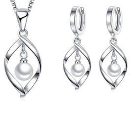 925 Heart Teardrop Pearl Sterling Silver Plated Pendant Necklace + Earrings Set