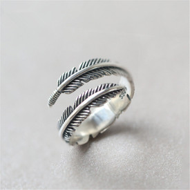 925 Sterling Silver Leaf/Feather Ring Adjustable  