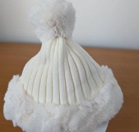 Chunky Pom Pom Beanie Hat, Knitted Fur Winter Hat, Soft Knitted Fleece Lining Ha