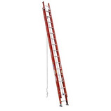 MICHIGAN 32' Type 1A Fiberglass extension ladder 3861-32