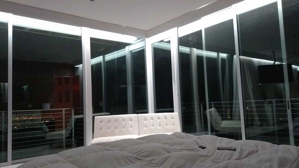 Modern bedroom cove lighting  
