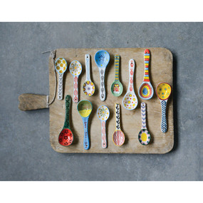 stoneware spoon with painted pattern (assorted)