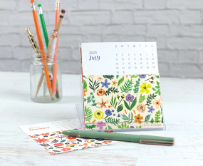 2023 pretty patterns desk calendar
