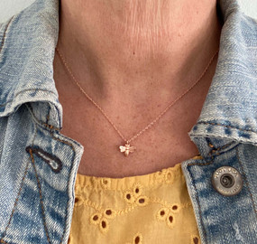 mini bee pendant necklace