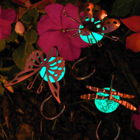 small illuminarie garden critter pot sticker (assorted)