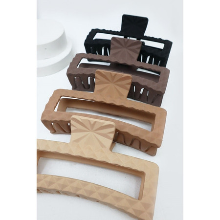 matte rectangle hair claw (assorted)