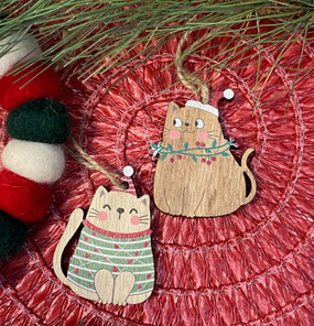 wood cat ornament (assorted)