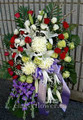 Medium funeral standing flower spay 