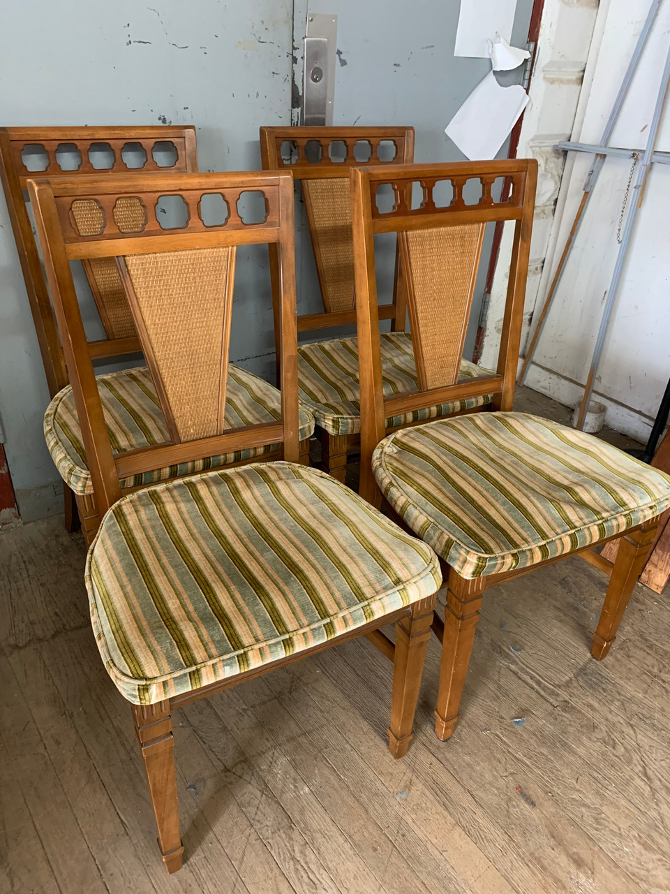 Set Of 4 Maple Dining Chairs Forgotten Furniture