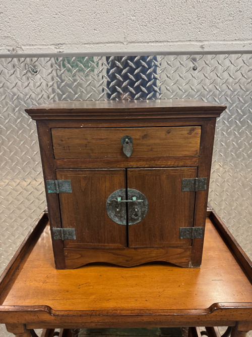 Image 1